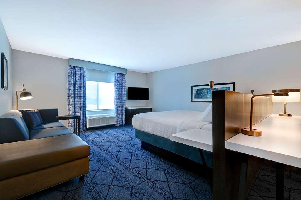 Hilton Garden Inn Cedar Rapids Zimmer foto