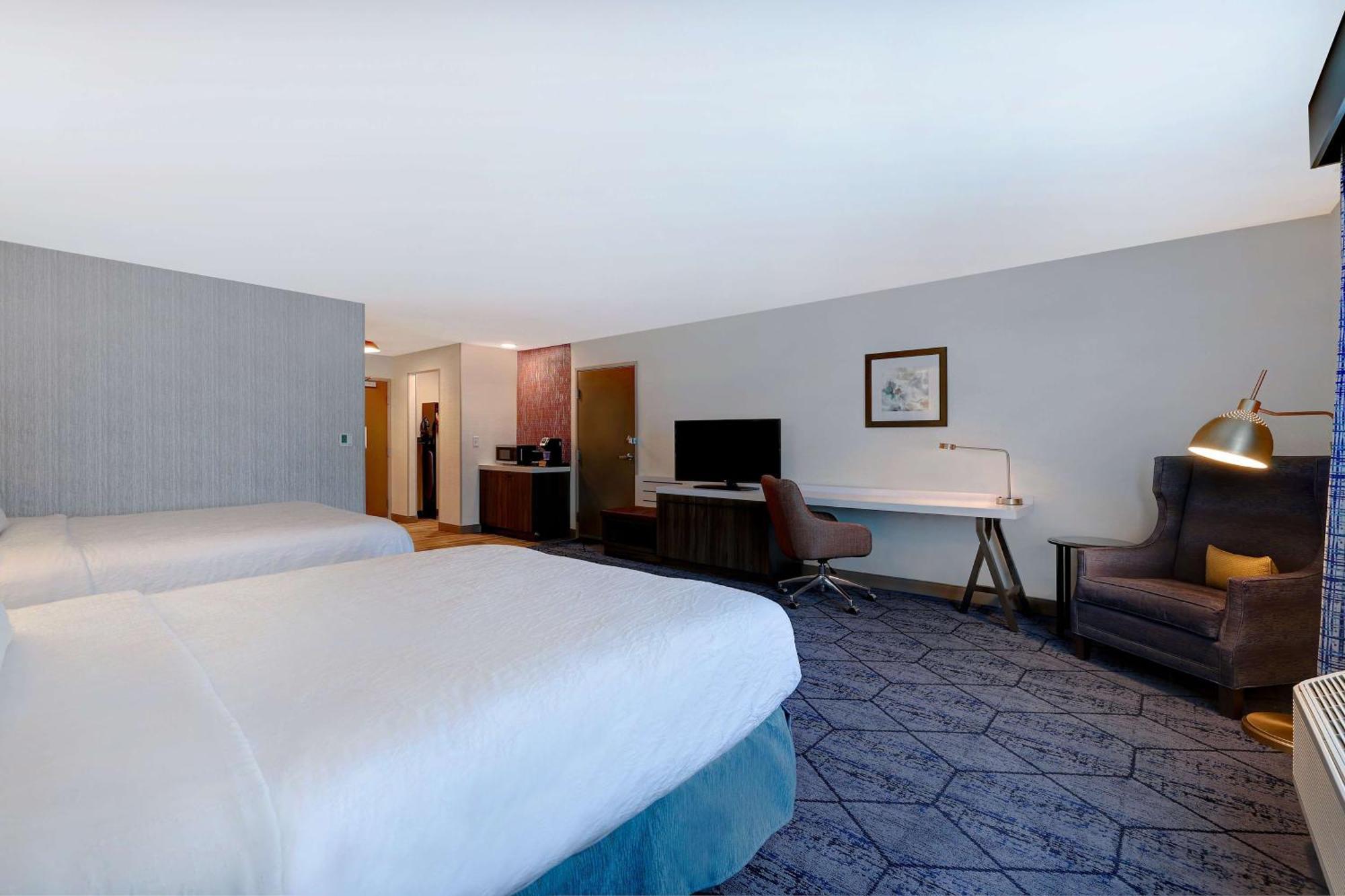 Hilton Garden Inn Cedar Rapids Exterior foto